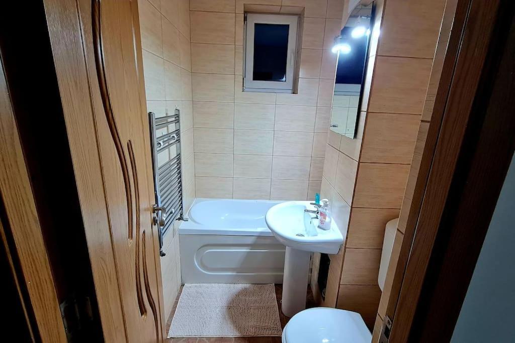 Apartament Violeta Gura Humorului Buitenkant foto
